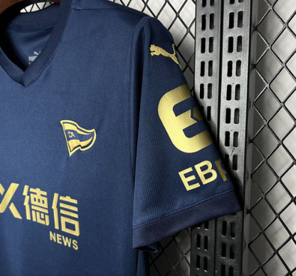 Alavés 2024/2025 Away shirt